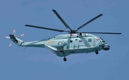 Trung Quốc 'khoe' trực thăng chống ngầm mới trên tàu sân bay Liêu Ninh 5