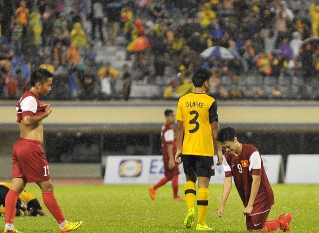Màn trình diễn của U19 Việt Nam khiến khán giả Brunei thán phục