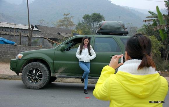 Nữ phóng viên, BTV xinh đẹp của Đài TH Hà Nội gây sốt cộng đồng mạng