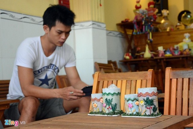 Cô bé 9 tuổi mở quán cà phê độc đáo tại Sài Gòn 9 Cô bé 9 tuổi mở quán cà phê độc đáo tại Sài Gòn 9