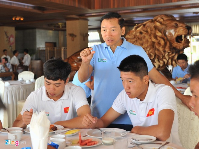 U19 Việt Nam ăn nghỉ tại resort sang trọng