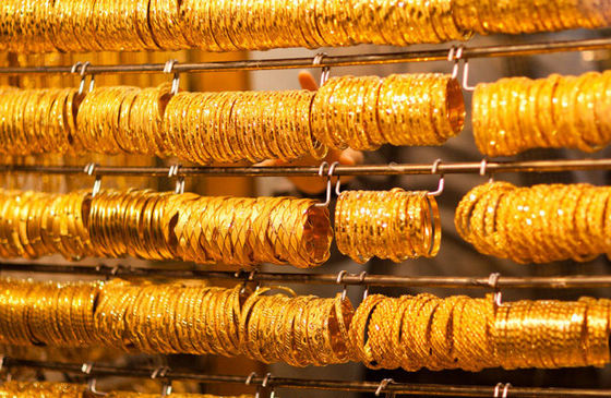 Hoa mắt đến thăm chợ vàng bán theo cân  6