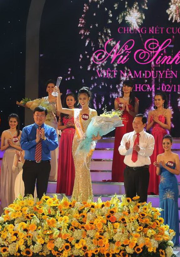 Nữ sinh sư phạm đăng quang Nữ sinh viên Việt Nam duyên dáng 2014