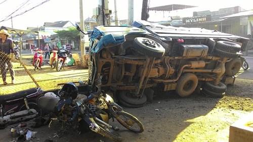 Nữ tài xế xe tải gây tai nạn liên hoàn, một người bị thương