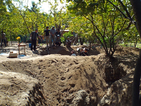 Vụ hố chôn tập thể tại Cam Ranh: Phát hiện thêm gần 30 bộ hài cốt