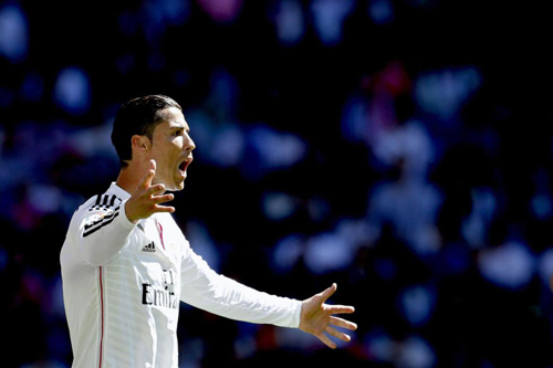 Ronaldo, Cristiano Ronaldo, Real Madrid, La Liga, Tây Ban Nha, kỷ lục bóng đá, lịch sử bóng đá, Granada, kỷ lục thắng đậm, Vua phá lưới