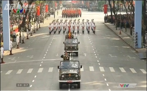 Trực tiếp: Lễ diễu binh, diễu hành kỷ niệm 40 năm giải phóng miền Nam thống nhất đất nước 33