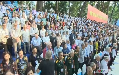 Trực tiếp: Lễ diễu binh, diễu hành kỷ niệm 40 năm giải phóng miền Nam thống nhất đất nước 42
