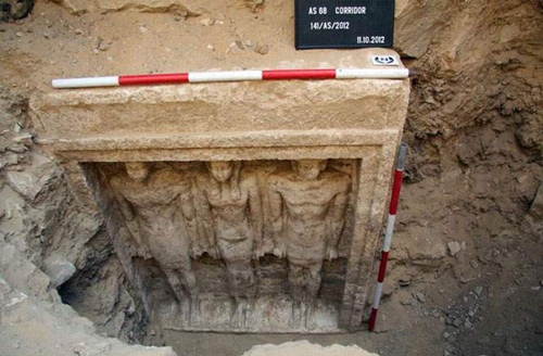 Tìm thấy hầm mộ của Nữ hoàng Ai Cập cổ đại 1