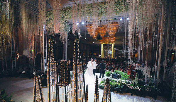 Cận cảnh đám cưới gần trăm tỷ của nữ diễn viên đẹp nhất Thái Lan 3