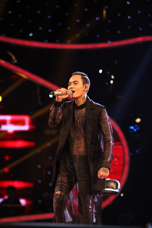 Vietnam Idol 2015 Gala 2: Trọng Hiếu được khen hát tiếng Việt tốt hơn Thanh Bùi 4