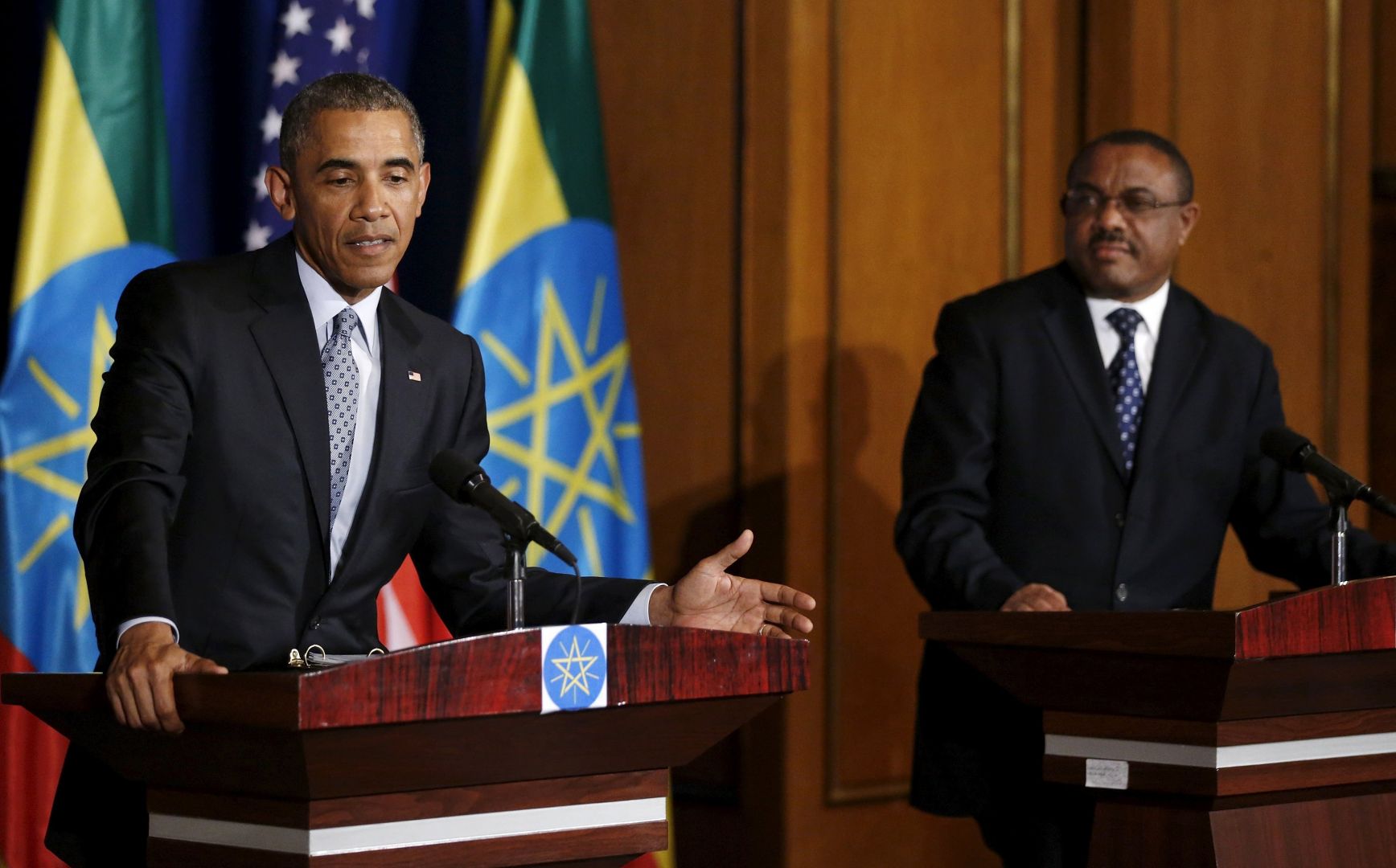Truyền thông Trung Quốc đả kích chuyến đi châu Phi của TT Obama 1