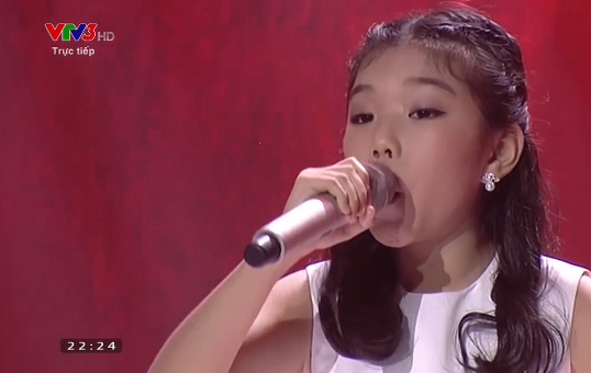 Giọng hát Việt nhí 2015 liveshow 4: Màn giả gái cực ấn tượng của thí sinh nhí đội Cẩm Ly 12