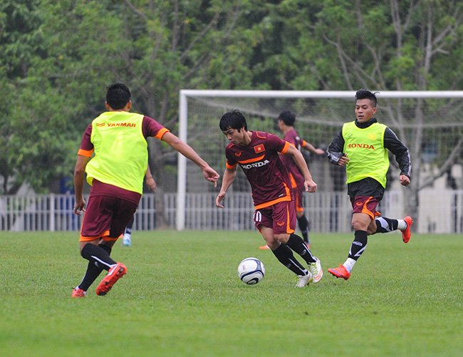 Thời tiết Hà Nội ảnh hưởng đến quá trình tập luyện của U23 Việt Nam 4
