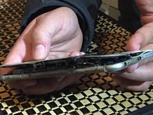 Mỹ: Thêm một vụ iPhone 6 Plus bốc cháy trong túi quần 1