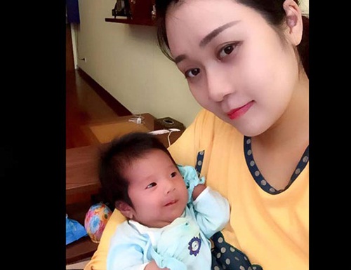 Ngắm khoảnh khắc đáng yêu của con gái Tự Long 11
