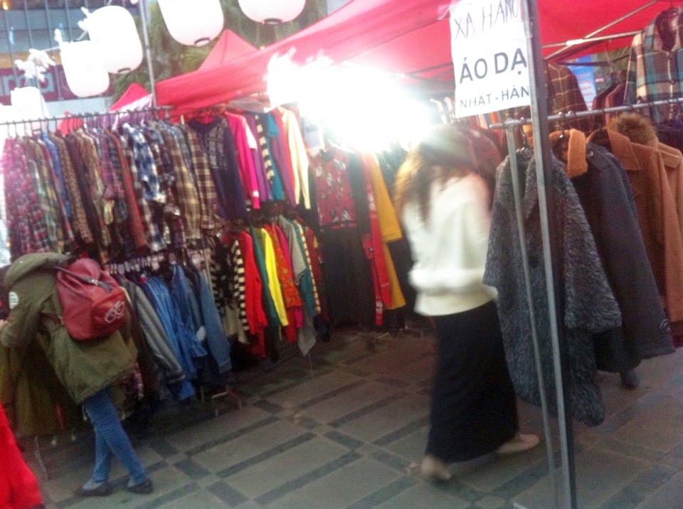 Chùm ảnh: 'Lễ hội tuyết' Hà Nội mở đầu mùa Giáng sinh 2015 6