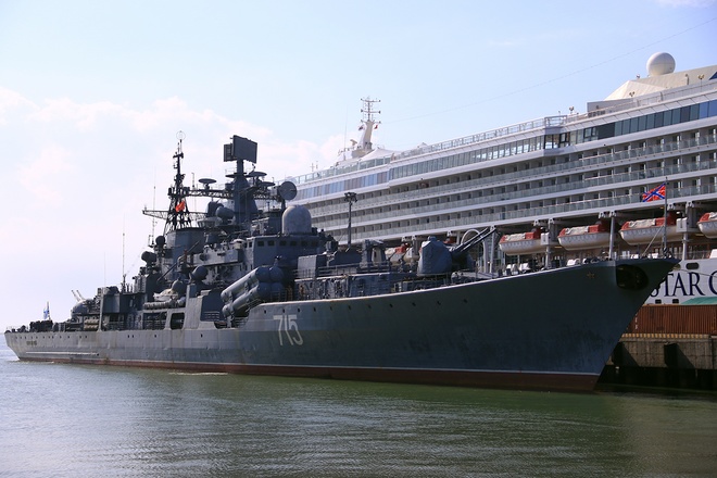 Cận cảnh tàu chống hạm của Nga vừa cập cảng Tiên Sa