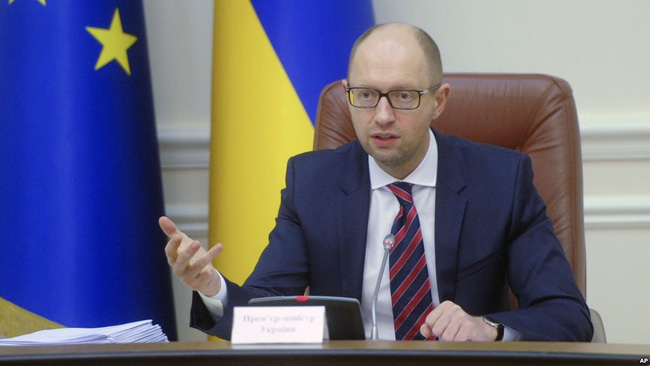 Thủ tướng Ukraine bất ngờ tuyên bố từ chức