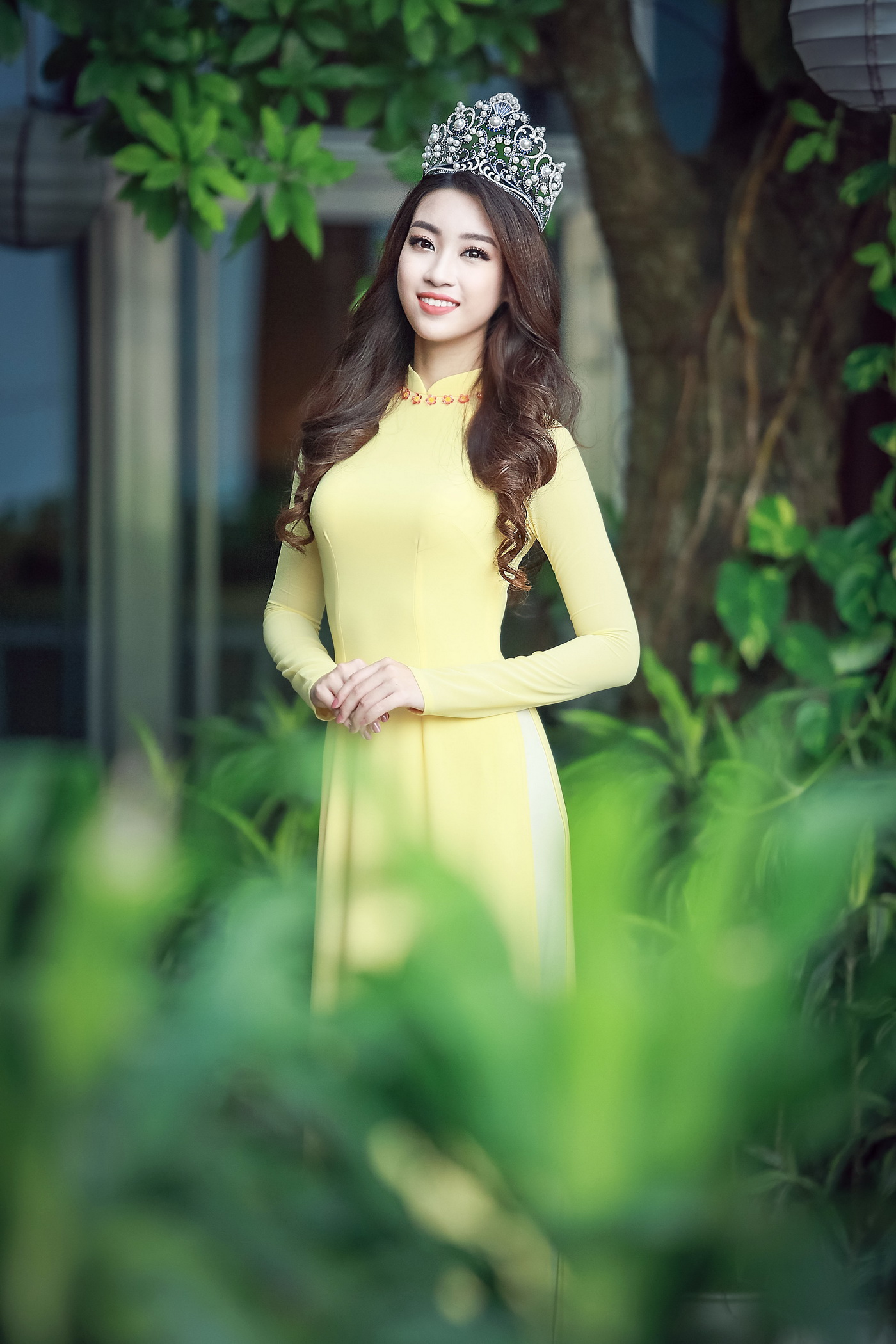 Hoa hậu Mỹ Linh tỏa sáng trong tà áo dài vàng tại sự kiện 6 Hoa hậu Mỹ Linh tỏa sáng trong tà áo dài vàng tại sự kiện 6