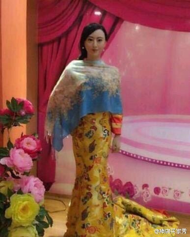 Những bức tượng sáp Những bức tượng sáp