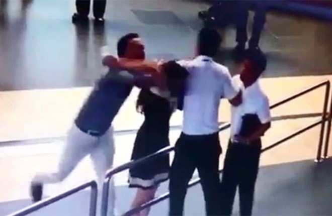 Vụ nữ nhân viên hàng không bị đánh: Sa thải ông Đào Vịnh Thuấn 1