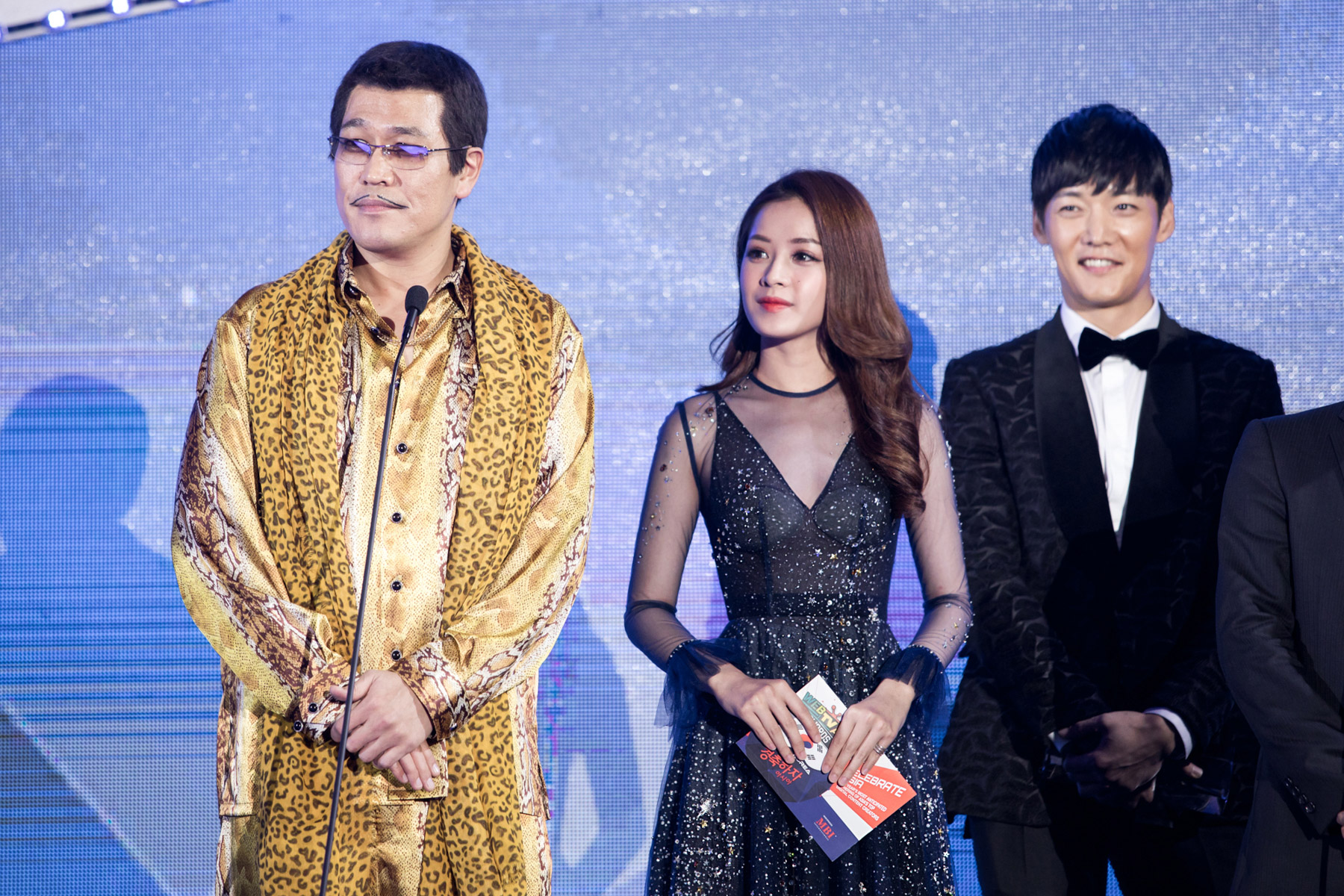 Chi Pu nghẹn lời khi phim tiền tỷ thắng giải WebTV Asia 2016 7 Chi Pu nghẹn lời khi phim tiền tỷ thắng giải WebTV Asia 2016 7