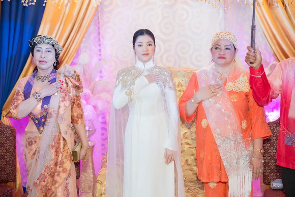 Lý Nhã Kỳ khoe vẻ đẹp Lý Nhã Kỳ khoe vẻ đẹp