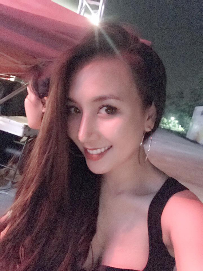 Khắc Việt bất ngờ khoe bạn gái xinh như hot girl 3 Khắc Việt bất ngờ khoe bạn gái xinh như hot girl 3