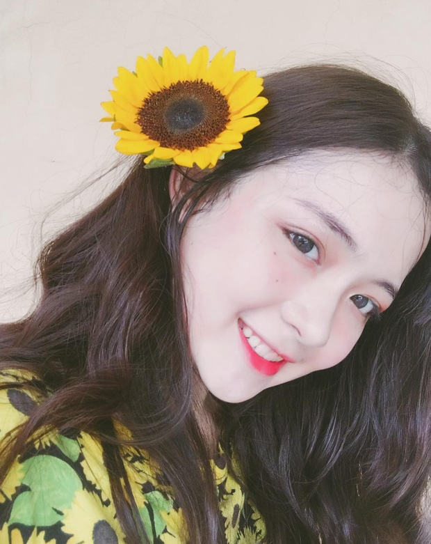 Nữ sinh làm mẫu ảnh hot nhất Nghệ An: 11 năm liền luôn là học sinh giỏi - Ảnh 7. Nữ sinh làm mẫu ảnh 'hot' nhất Nghệ An: 11 năm liền luôn là học sinh giỏi 11