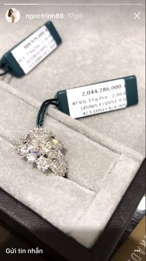 Ngọc Trinh úp mở khoe nhẫn kim cương mới mua hơn 2 tỷ đồng? - Ảnh 1.