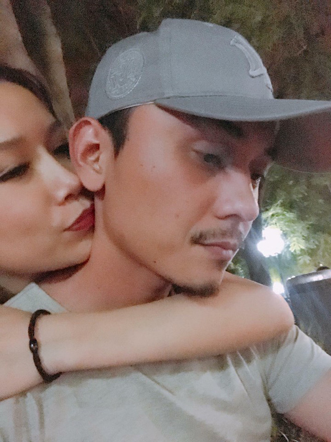 Vẻ sành điệu và sexy của vợ gã giang hồ máu lạnh phim Vẻ sành điệu và sexy của vợ gã giang hồ máu lạnh phim