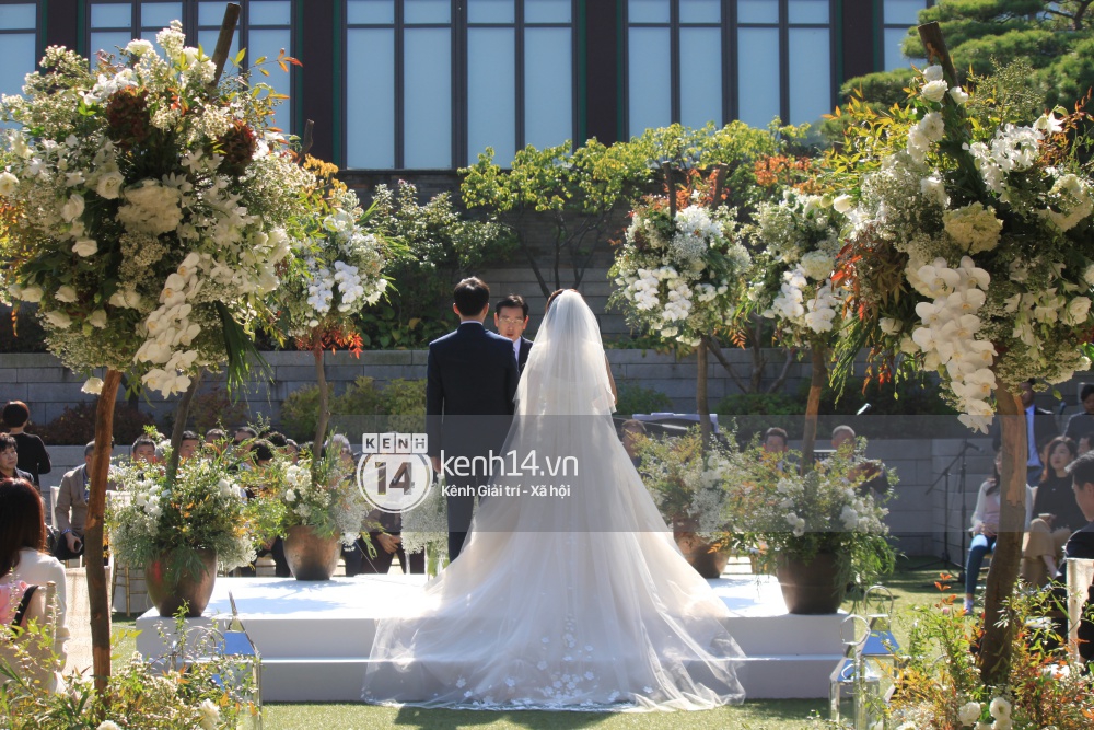 Độc quyền từ Hàn Quốc: Cận cảnh đẳng cấp siêu hoành tráng của lễ đường đám cưới Song Joong Ki và Song Hye Kyo - Ảnh 12.