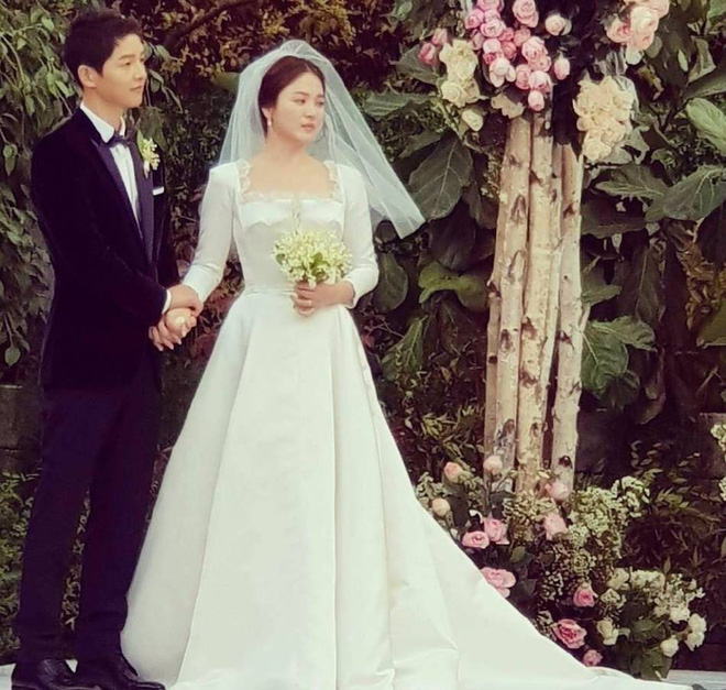 Những khoảnh khắc ngọt ngào và xúc động trong đám cưới Song Joong Ki - Song Hye Kyo - Ảnh 8.