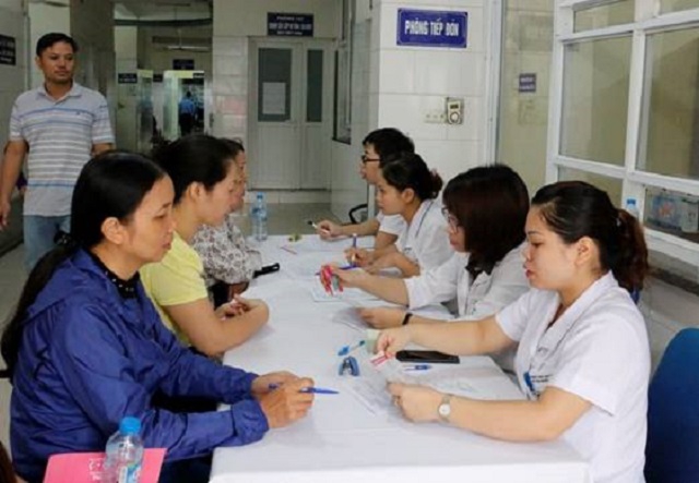 Bệnh viện Bạch Mai tiếp tục tư vấn, khám sàng lọc ung thư vú miễn phí ngày 4 và 11/11/2017 - Ảnh 1.