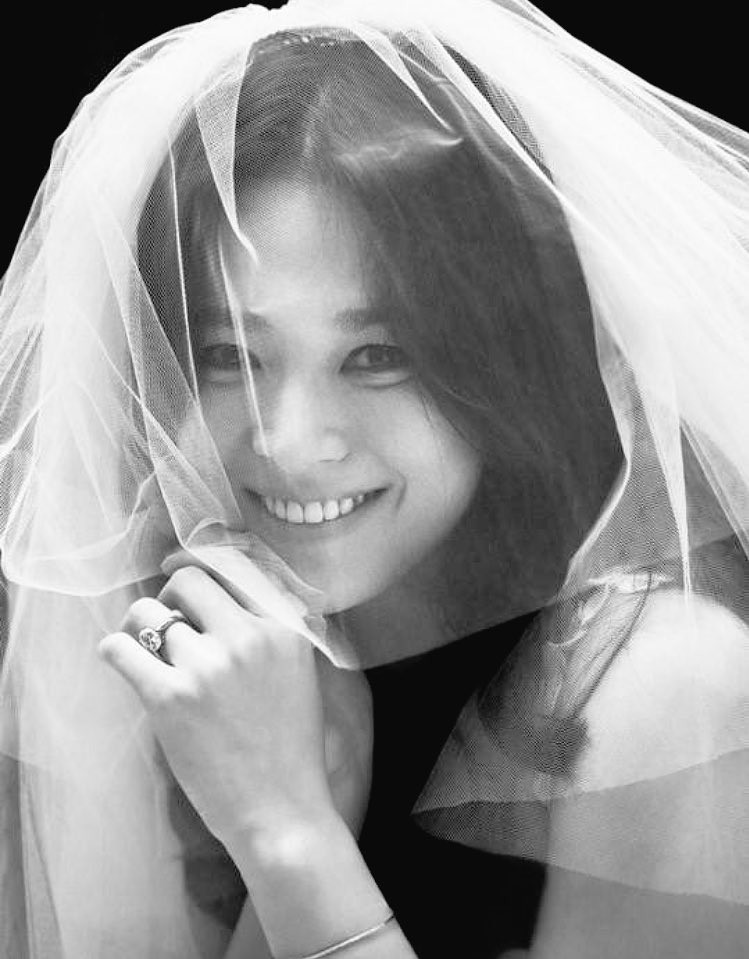 Ảnh cưới Song Joong Ki và Song Hye Kyo 3