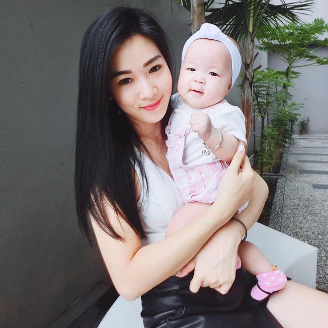 Hot mom 2 con nổi tiếng nhất nhì châu Á: Xinh đẹp, chồng chiều, con siêu đáng yêu - Ảnh 27.