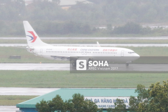 [CẬP NHẬT] Loạt máy bay chở các quan chức cấp cao kinh tế-ngoại giao dự APEC đáp xuống Đà Nẵng - Ảnh 7.