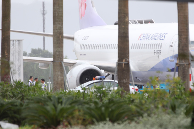 [CẬP NHẬT] Loạt máy bay chở các quan chức cấp cao kinh tế-ngoại giao dự APEC đáp xuống Đà Nẵng - Ảnh 3.