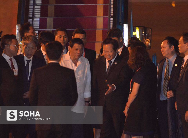 [NÓNG] Tổng thống Philippines Rodrigo Duterte đã tới Đà Nẵng, bắt đầu tham dự Tuần lễ Cấp cao APEC - Ảnh 4.