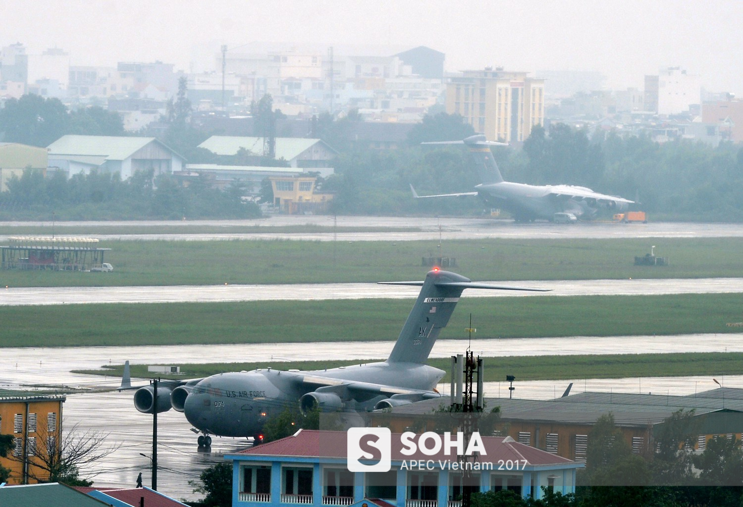 Thêm vận tải cơ C-17 Mỹ xuống Đà Nẵng, vận chuyển trang bị quan trọng phục vụ ông Trump ở APEC - Ảnh 6.