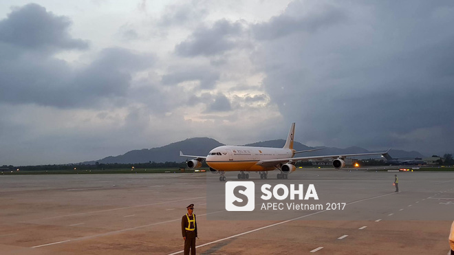 Quốc vương Brunei tự lái Cung điện bay siêu sang A340-212 tới Đà Nẵng dự APEC - Ảnh 7.