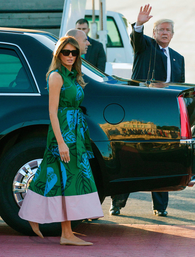 Phu nhân Melania Trump chịu chi hơn 1 tỷ cho váy áo trong chuyến công du 3 nước châu Á - Ảnh 1.