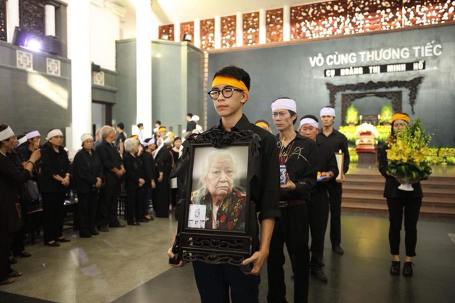 Tang lễ cụ Hoàng Thị Minh Hồ: Trưởng nam công khai di nguyện của cụ bà trước khi mất - Ảnh 2.