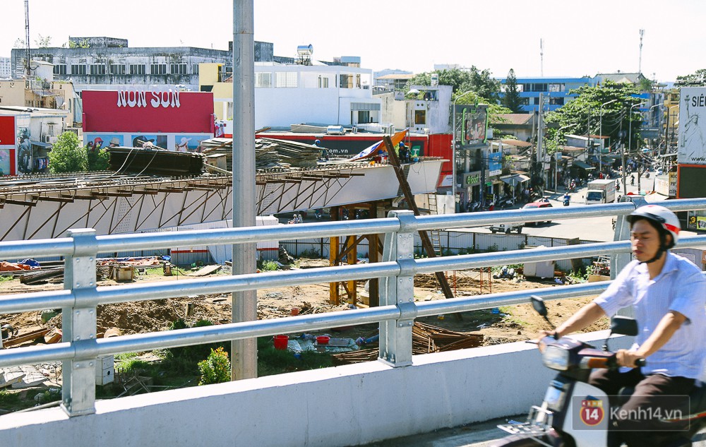 Cầu vượt thép hơn 500 tỉ đồng chính thức thông xe, cửa ngõ sân bay Tân Sơn Nhất được giải cứu - Ảnh 15.