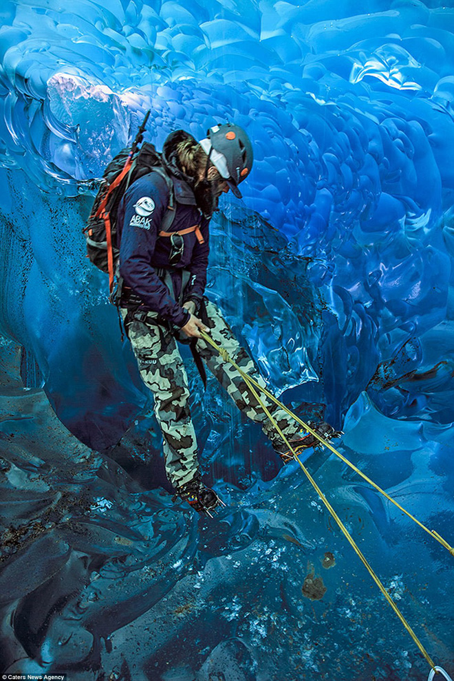 Mạo hiểm đi sâu 12.000m vào lõi băng: Phát hiện một thế giới đầy kinh ngạc - Ảnh 3.
