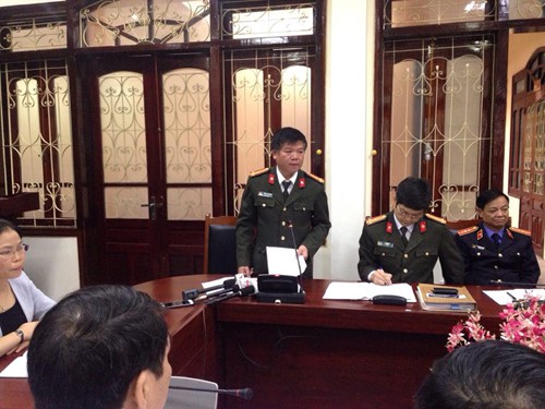 Công an Sơn La thông tin chi tiết việc bắt tạm giam 2 PGĐ Sở cùng 15 cán bộ - Ảnh 1. Công an Sơn La thông tin chi tiết việc bắt tạm giam 2 PGĐ Sở cùng 15 cán bộ 1