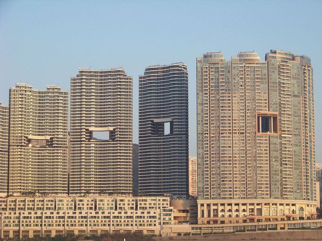 Bí mật thú vị đằng sau những lỗ hổng siêu to ngay giữa các ngôi nhà cao tầng ở Hồng Kông - Ảnh 4.
