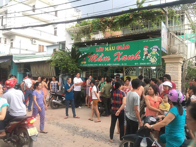 Bảo mẫu đày đọa trẻ mầm non dã man, chủ tịch quận bức xúc tới mức “không nói được” - Ảnh 1. Bảo mẫu đày đọa trẻ mầm non dã man, Chủ tịch quận phẫn uất không nói lên được 1