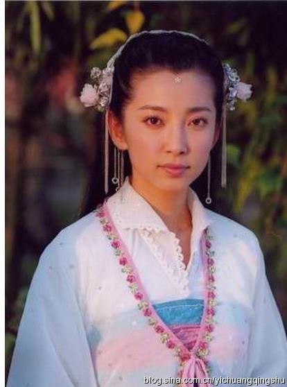 Mỹ nhân “Thời Niên Thiếu Bao Thanh Thiên”: Người vụt sáng trở thành nữ hoàng showbiz, kẻ giấu kín bí mật bị lạm dụng tình dục suốt 30 năm - Ảnh 1.